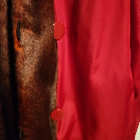 Red faux fur reversible coat - Picture 10 of 11